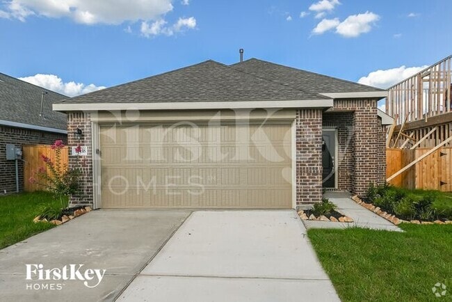 Building Photo - 18438 Summit Ranch Dr