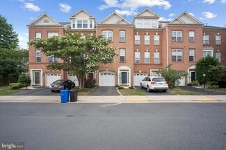 Building Photo - 13013 Park Crescent Cir