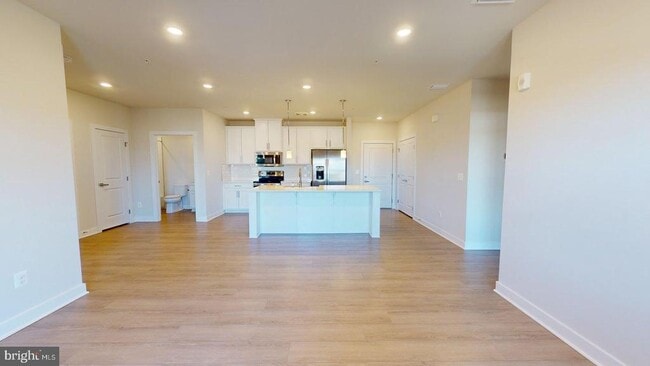 Building Photo - 12850 Mosaic Pk Wy
