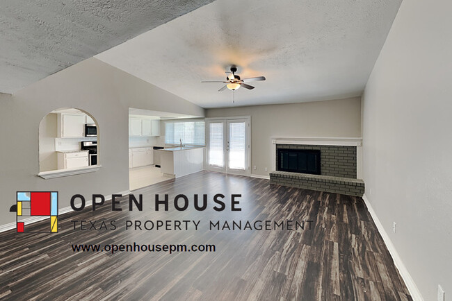 Building Photo - 1806 Castille Dr Carrollton