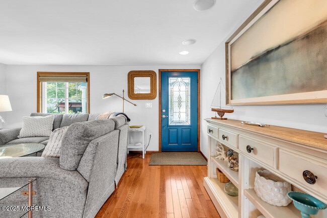 Building Photo - 308 16th Ave