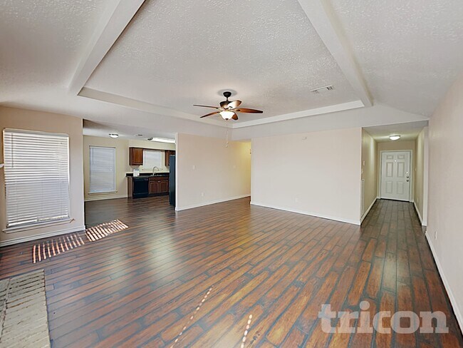 Foto del edificio - 24107 Lone Elm Dr