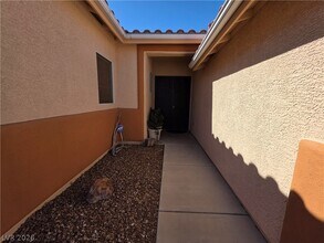 Building Photo - 6323 Mahogany Peak Ave