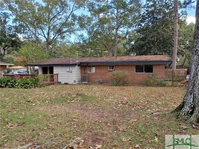 Building Photo - 12203 Bedford Dr