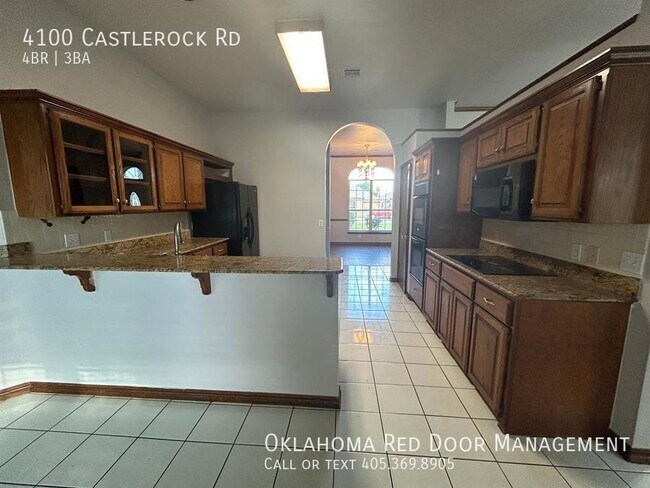 Foto del edificio - 4100 Castlerock Rd