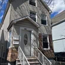 Building Photo - 389 Myrtle Ave