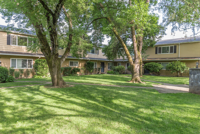 Building Photo - North Moreland Court