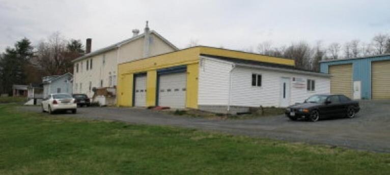 Foto del edificio - 754 S Main St