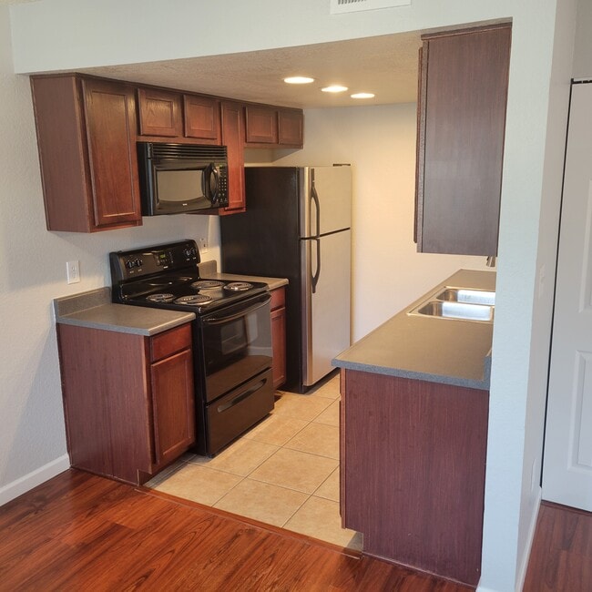 Foto del edificio - 3402 N 32nd St