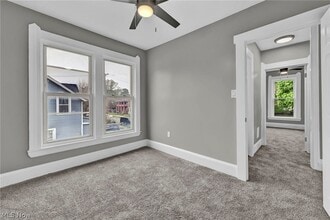 Building Photo - 2221 E 97th St