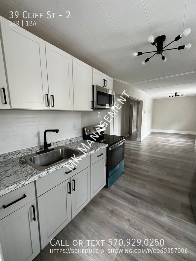 Building Photo - 39 Cliff St