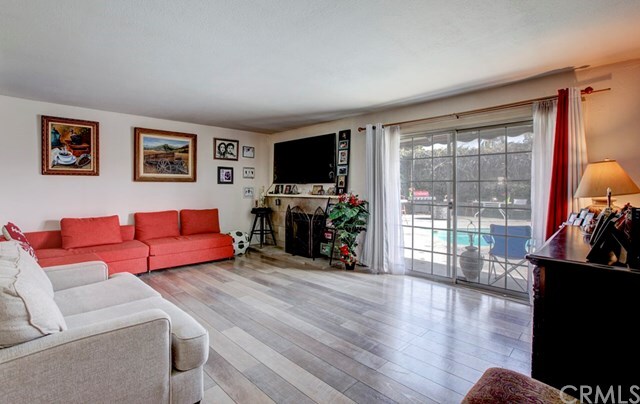 Foto del edificio - 8462 Carob St