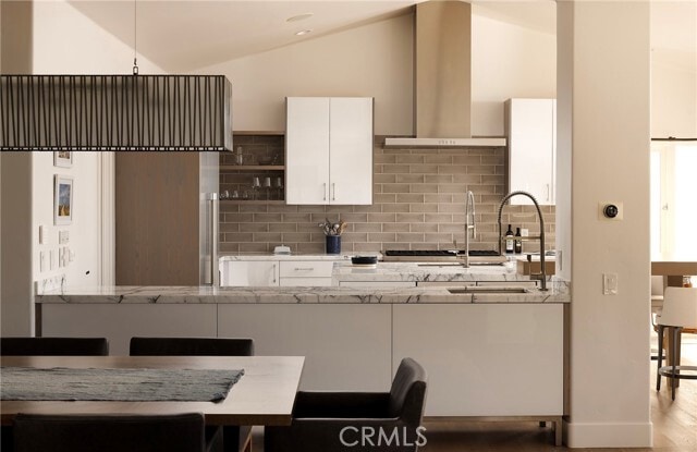 Foto del edificio - 52 N Portola