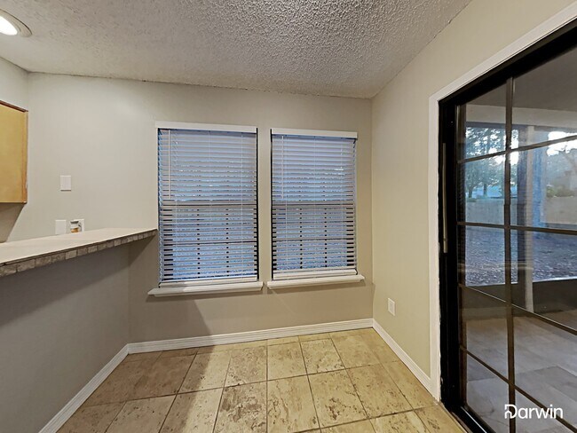 Building Photo - 4836 Rustic Woods Dr, Jacksonville, FL 32257