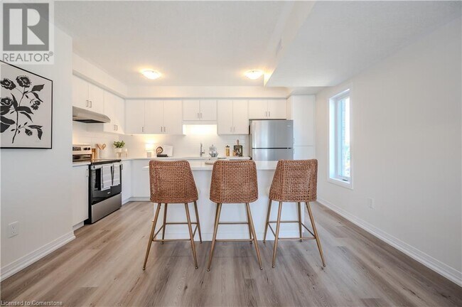 Building Photo - 81 REVERIE Wy