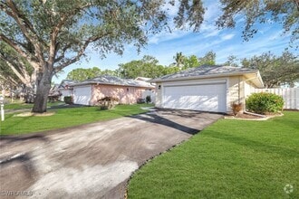 Building Photo - 14899 Crescent Cove Dr