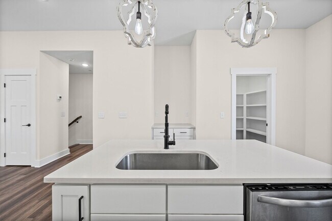 Foto del edificio - Pleasant View Townhomes