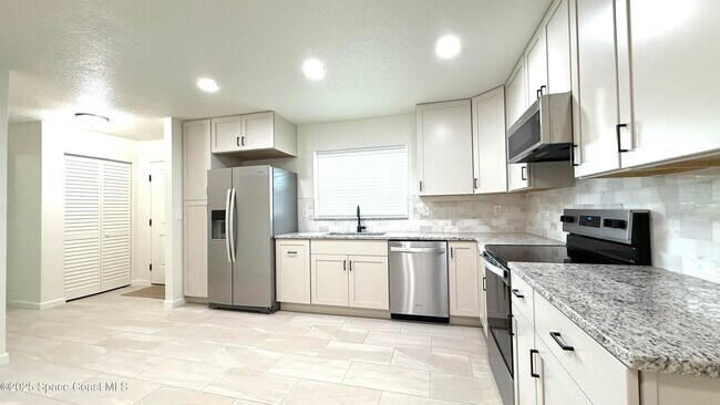 Foto del edificio - 104 Cherry St