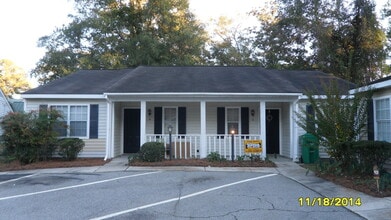 Building Photo - 2406 Bemiss Rd