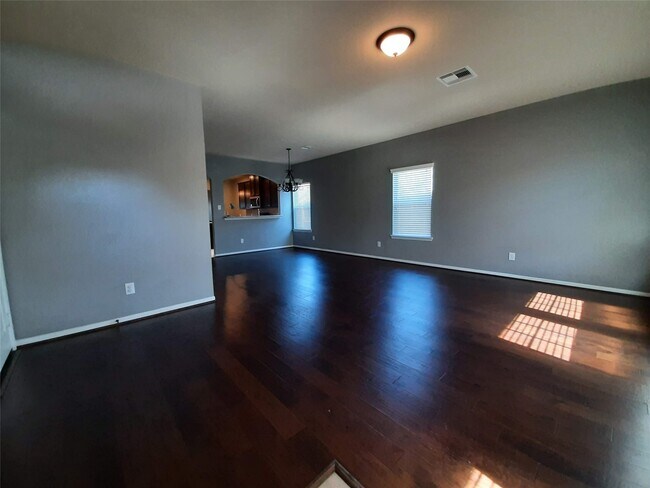 Building Photo - 23322 E Pine Ivy Ln