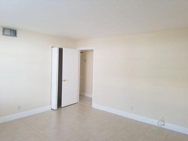 Foto del edificio - 720 N Dixie Hwy