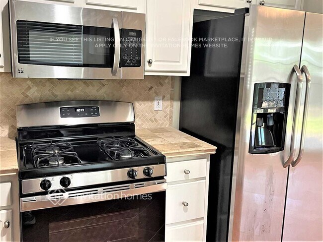 Foto del edificio - 521 Oak Vista Ct