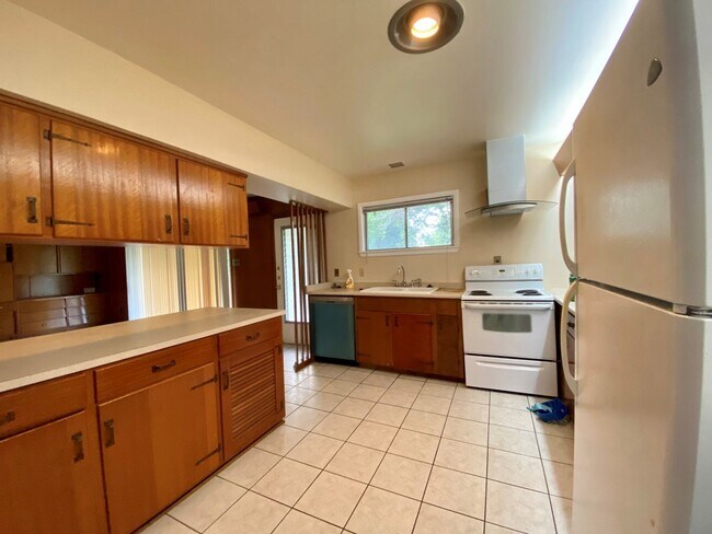 Foto del edificio - 6710 Moss Oak Dr