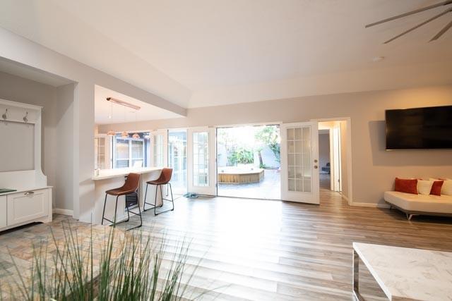 Foto del edificio - 230 White Cedar St