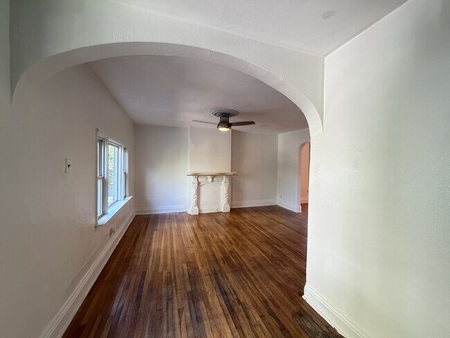 Foto del edificio - 364 Fargo Ave