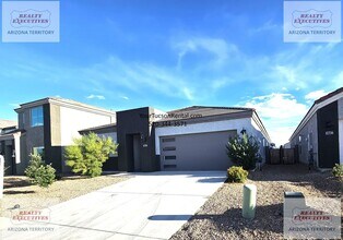 Building Photo - 12746 E Giada Dr