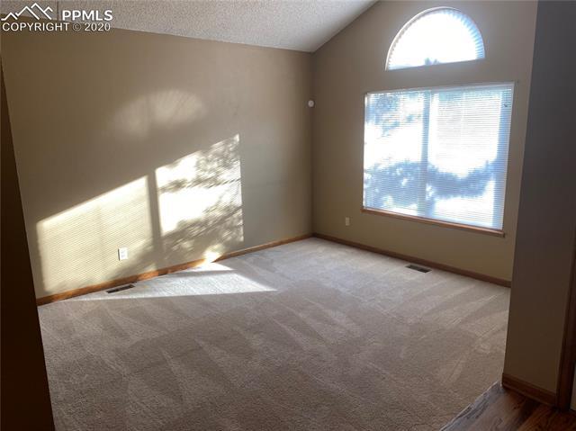 Building Photo - 8949 Bellcove Cir