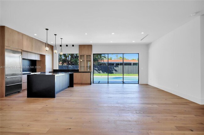 Foto del edificio - 8765 SW 175th St