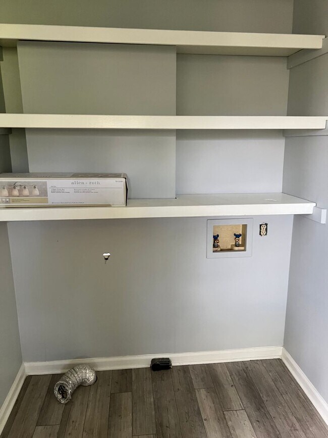 Building Photo - Beautiful 1 bed 1 bath home