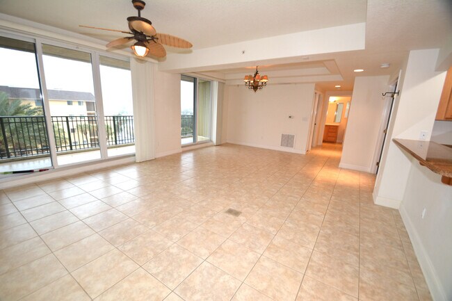 Building Photo - 550 Jackson Ave