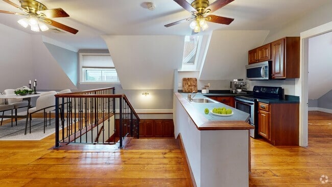 Building Photo - 126 Calumet St