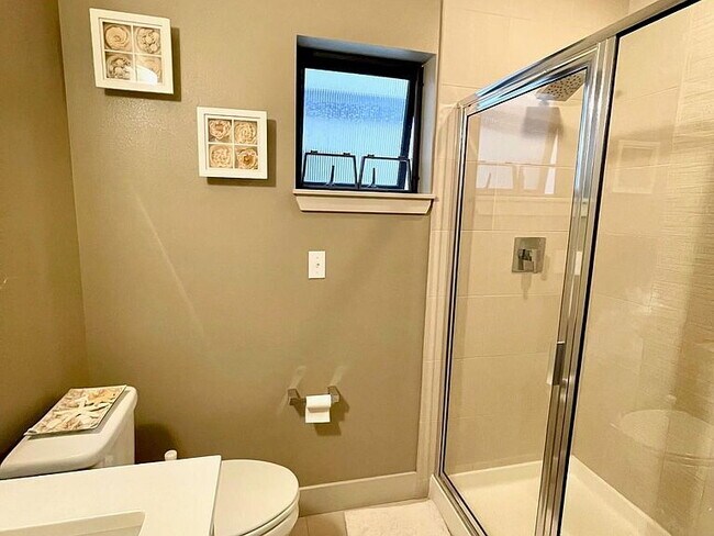 Foto del edificio - 107B 13th Ave E