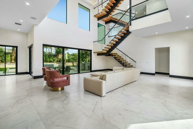 Foto del edificio - 13480 US-1