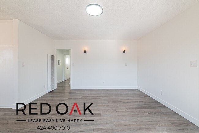 Foto del edificio - 663 W 13th St