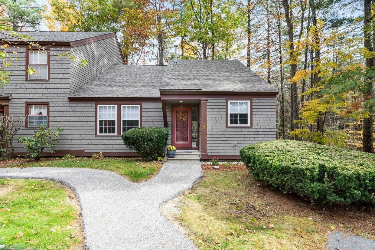 Primary Photo - 1465 Hooksett Rd