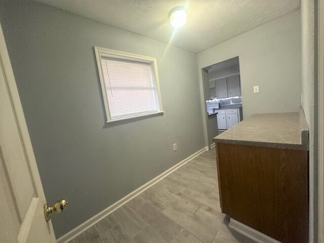 Building Photo - 2029 Marge Ln