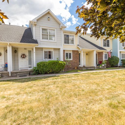 Foto del edificio - North Road Townhomes