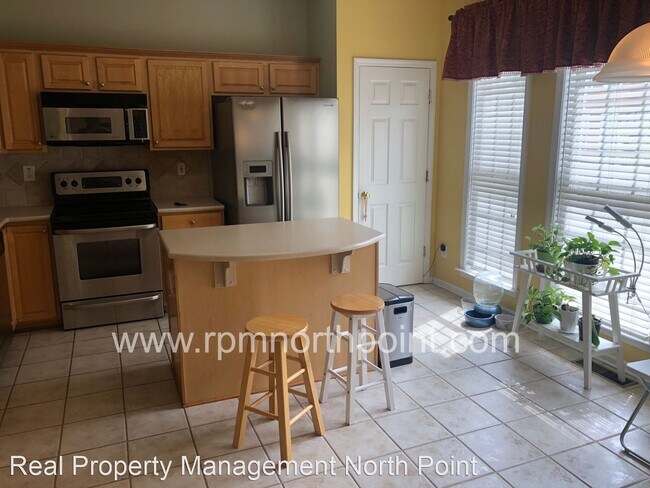 Building Photo - 3 br, 2.5 bath House - 5057 Foxfield Lane SE