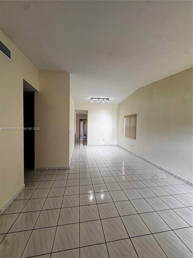 Foto del edificio - 1314 SW 124th Pl