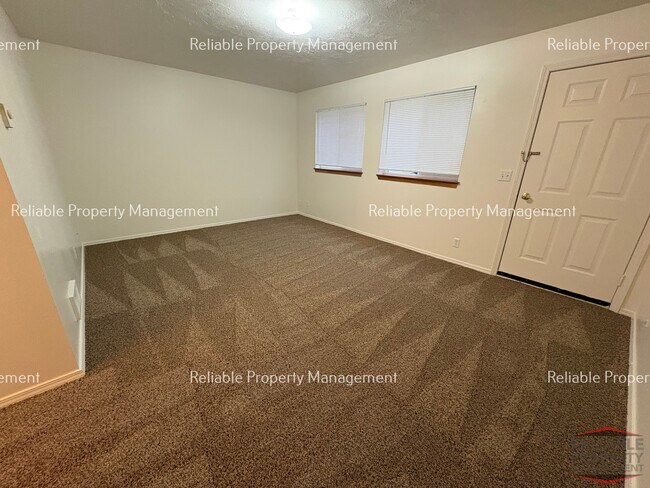 Foto del edificio - 2153 Stace St