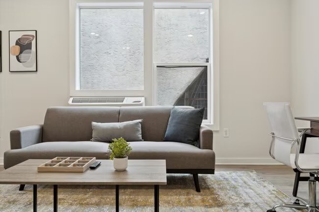 Foto del edificio - 1522-1532 W Girard Ave