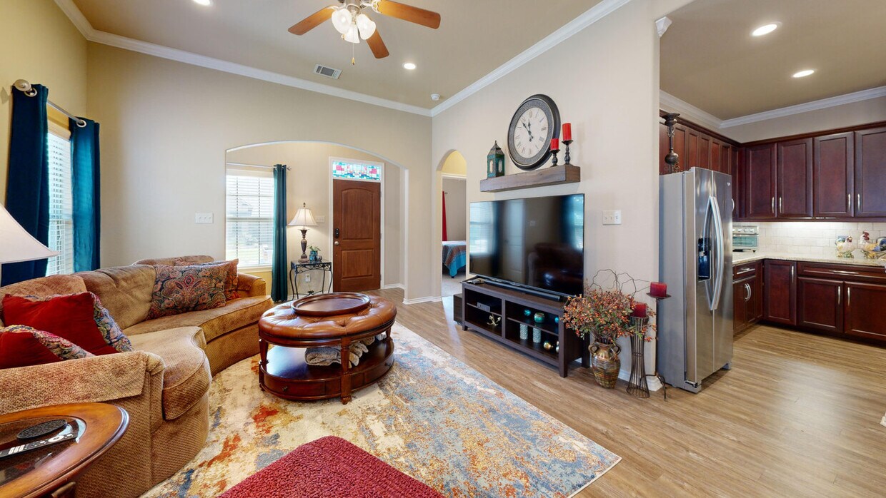 Foto principal - 3819 Black Hawk Ln