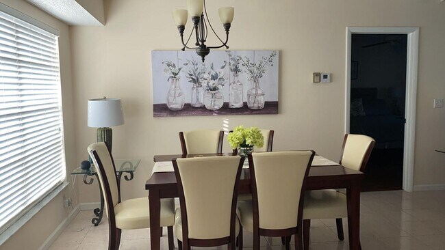 Foto del edificio - 13664 Coconut Palm Ct