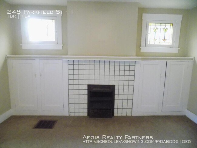 Building Photo - 248 Parkfield St