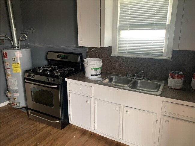 Foto del edificio - 2238 Hutton St