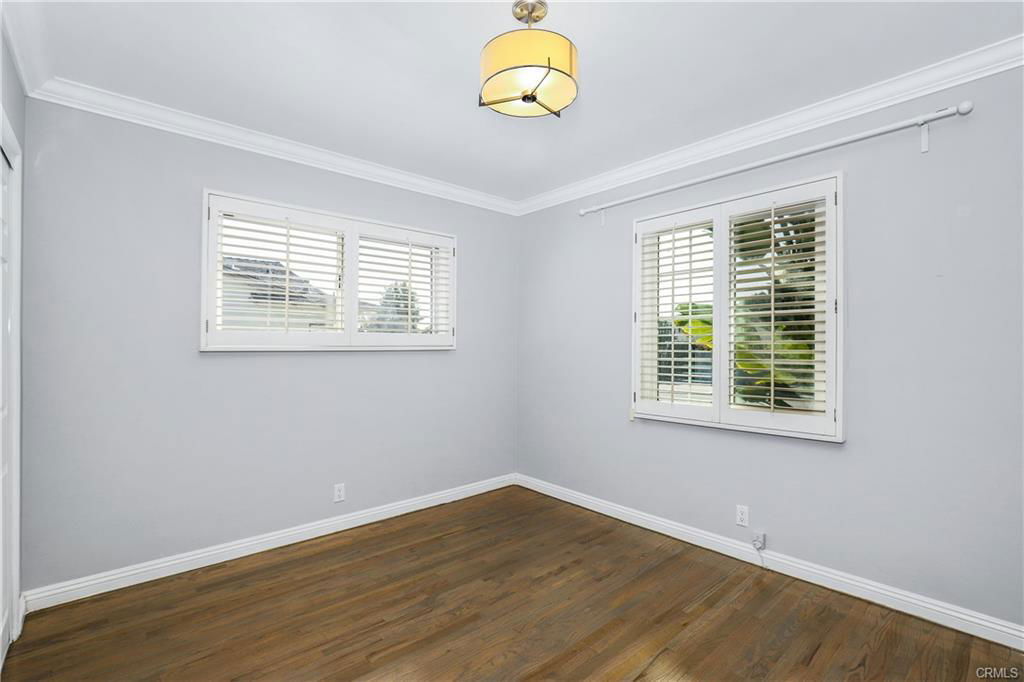 Primary Photo - 5650 Heleo Ave